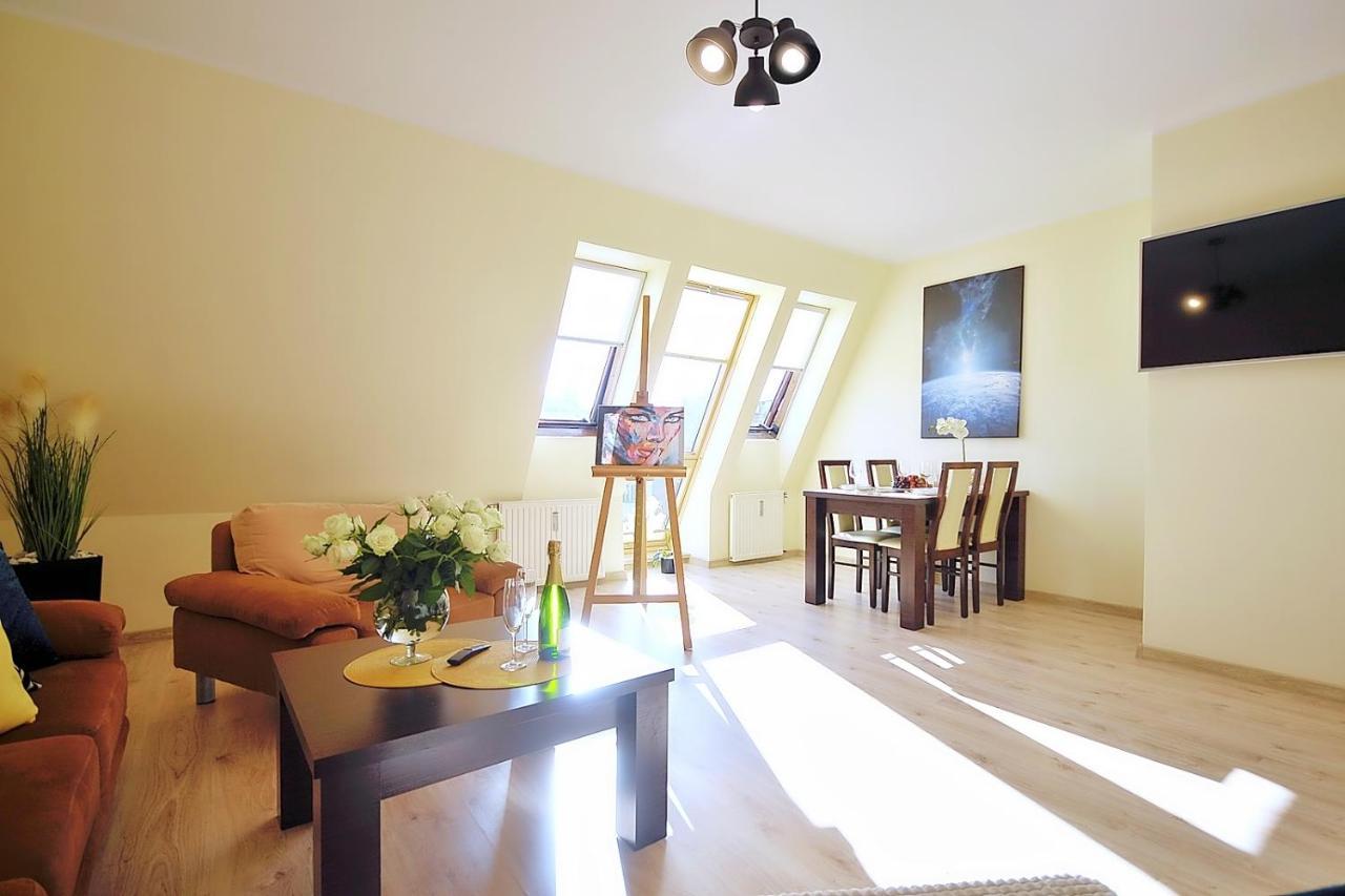 50 M Do Plazy Thobruk Apartamenty Piekna Dama Z Kolobrzegu 외부 사진