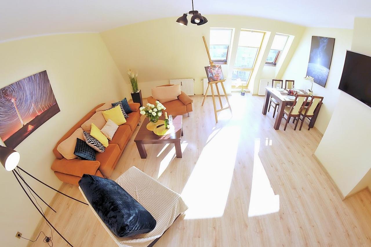 50 M Do Plazy Thobruk Apartamenty Piekna Dama Z Kolobrzegu 외부 사진